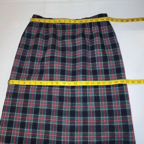 Pendelton Vintage 70s Black Stewart Tartan Plaid Wool Skirt Red Green Black - Picture 12 of 12